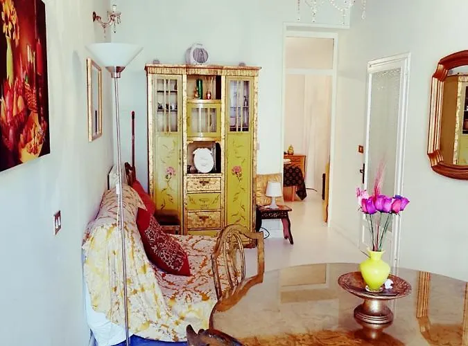 Biennale Flat In Giardini Venetië