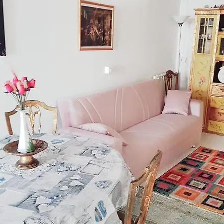 Biennale Flat In Giardini Venetië