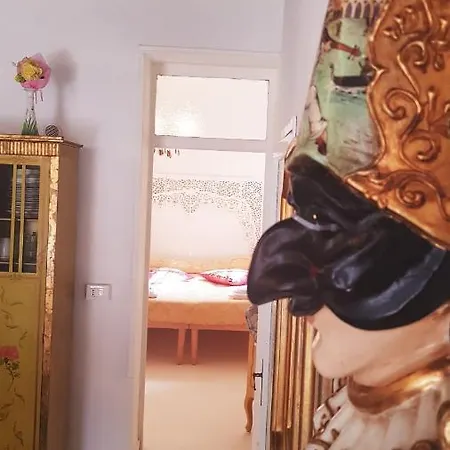 Biennale Flat In Giardini Venedik